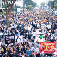 Passeata contra a violência obstétrica acontece na Av. Paulista neste sábado